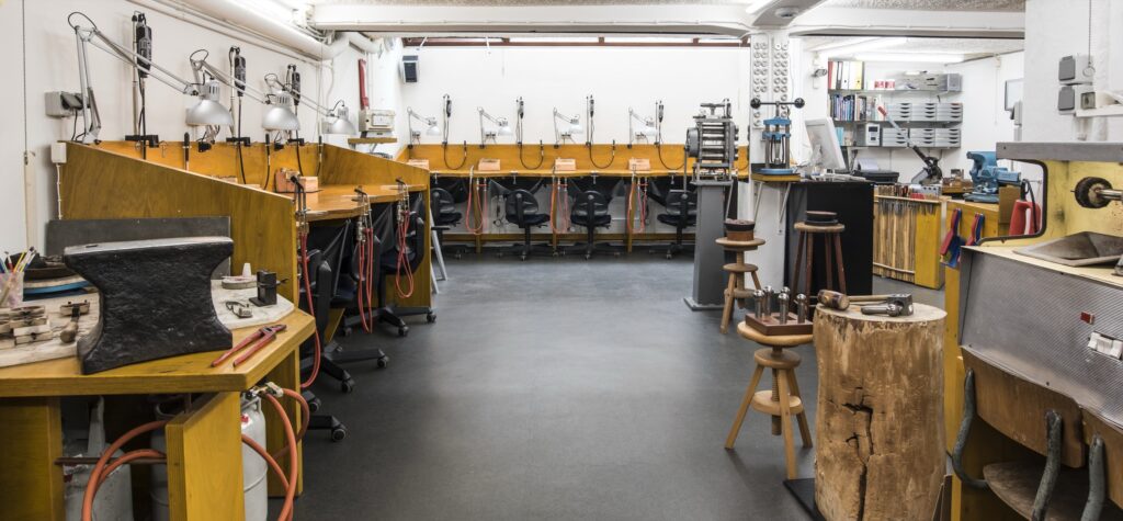 De werkplaats van Vakschool Edelsmeden in Amsterdam